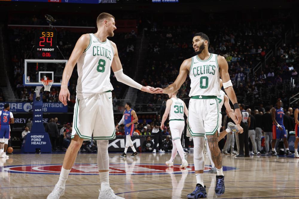 他们都在向 他们都在向