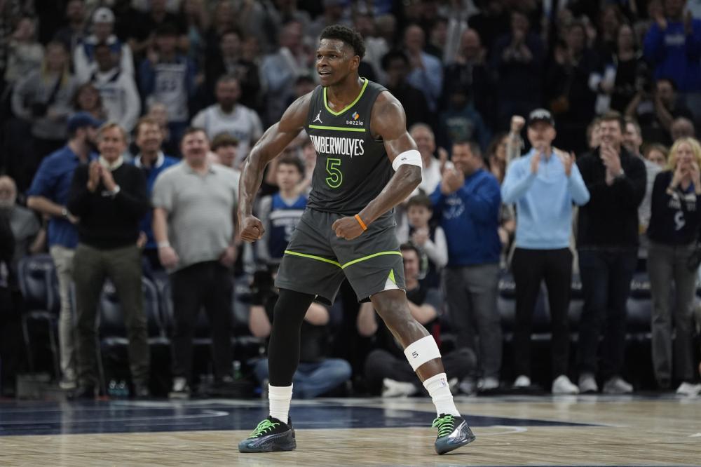 以强势姿态 以强势姿态