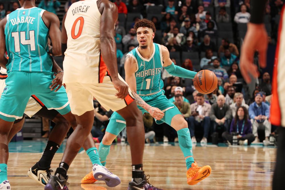 现代足球中 现代足球中