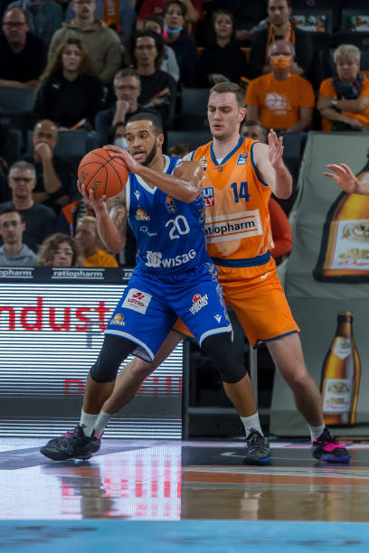 更是他个人 更是他个人